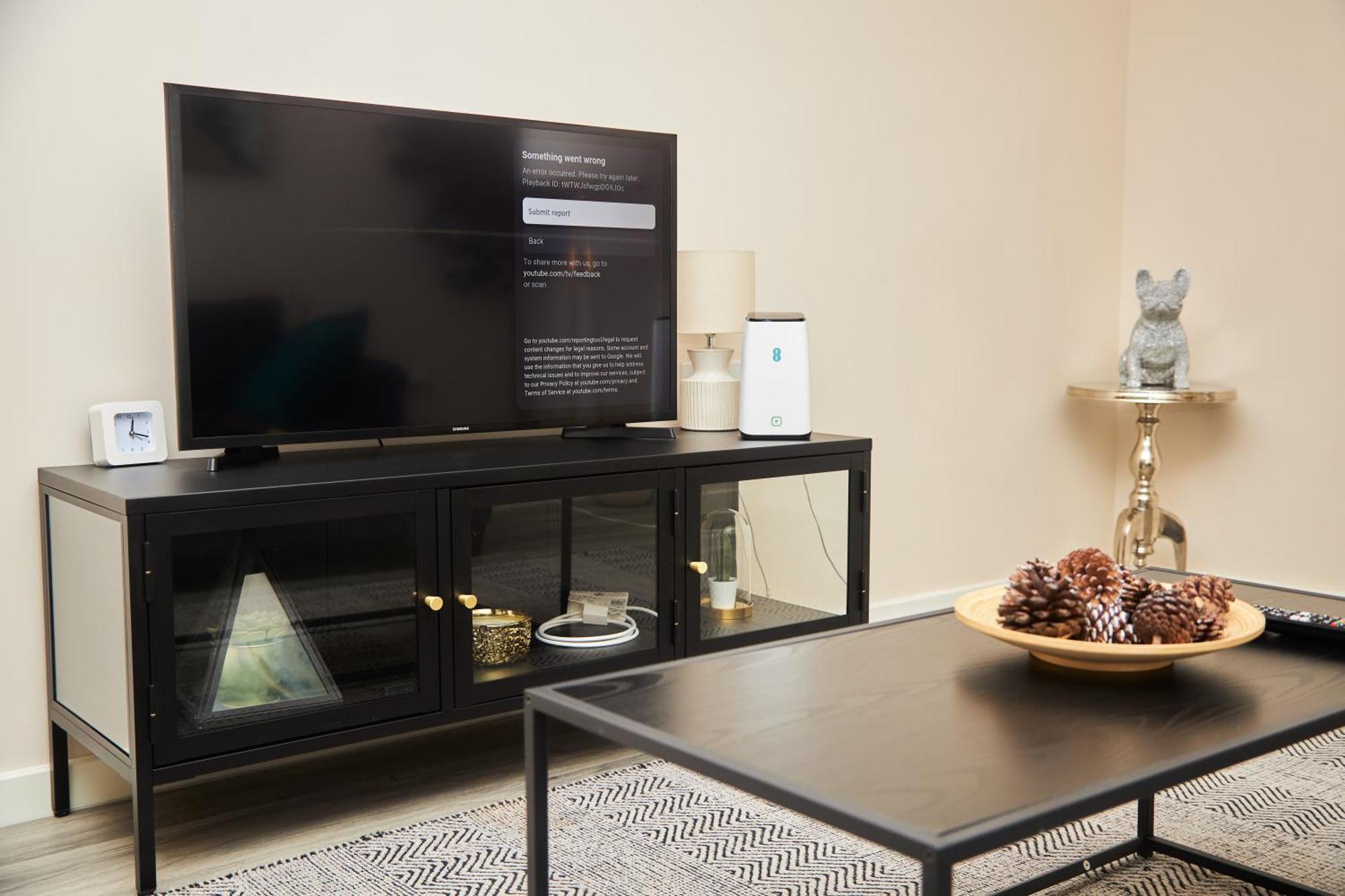 Deluxe And Cozy Two Bedroom With 1 Bathroom And Open Balcony Manchester Buitenkant foto